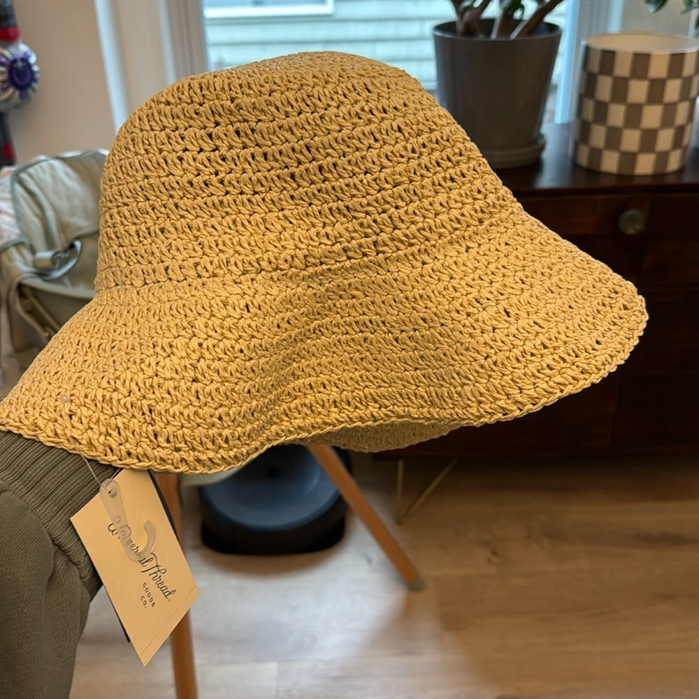 Universal Threads Straw Bucket Hat